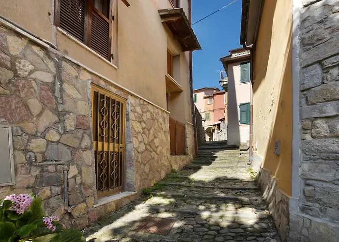 Casa Merlino شقة Biassa